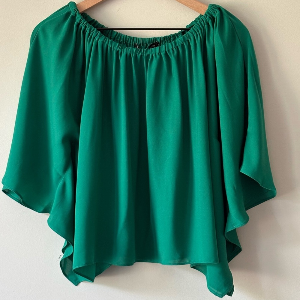 NWT Krisa Off Shoulder Drape Top